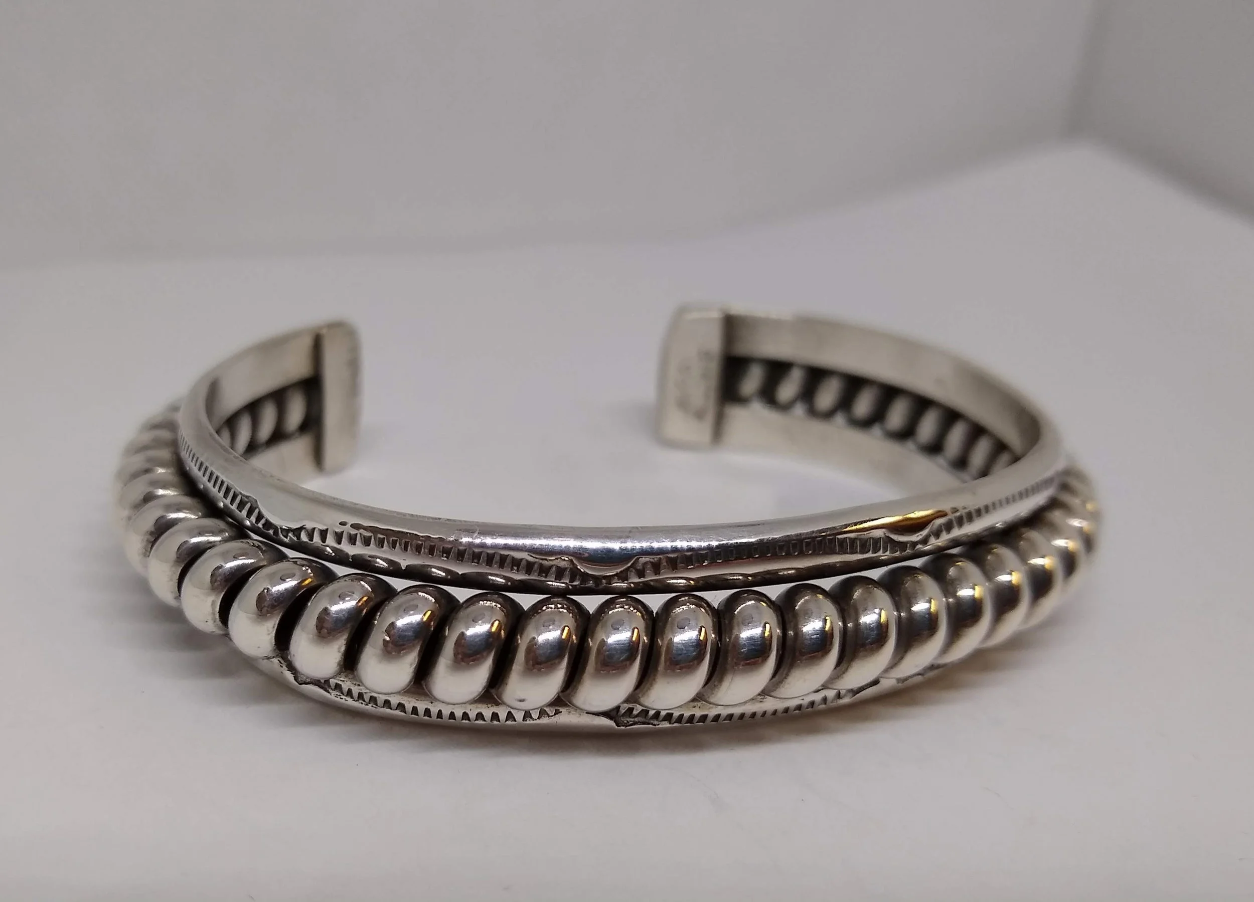Vintage GAHE Sterling Cuff Bracelet. (Navajo)