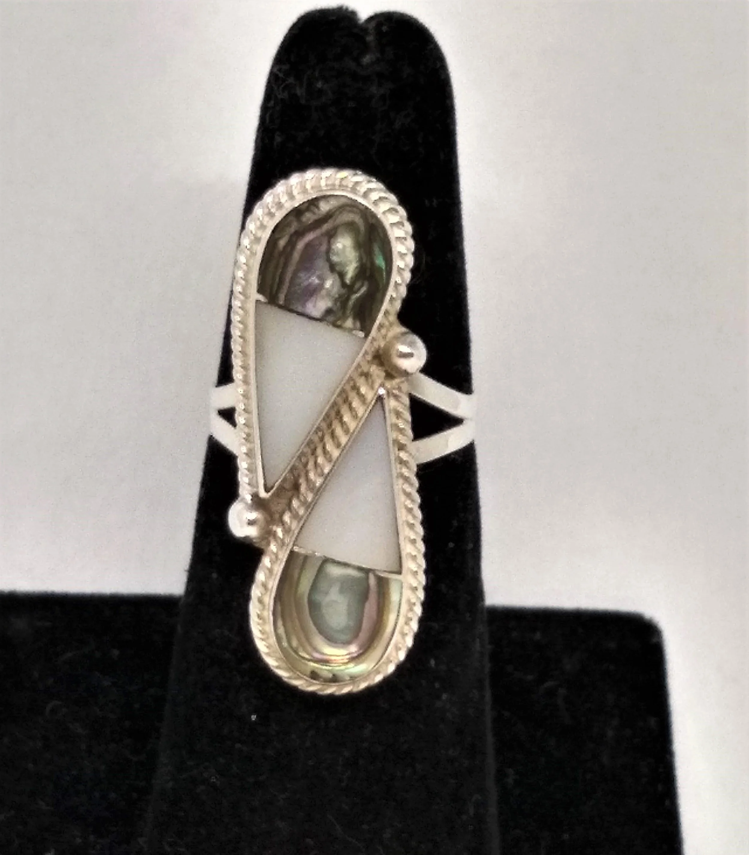Hallmarked with Taxco 925 Mexico Abalone / Mother of Pearl Ring. Eagle Punch # 1