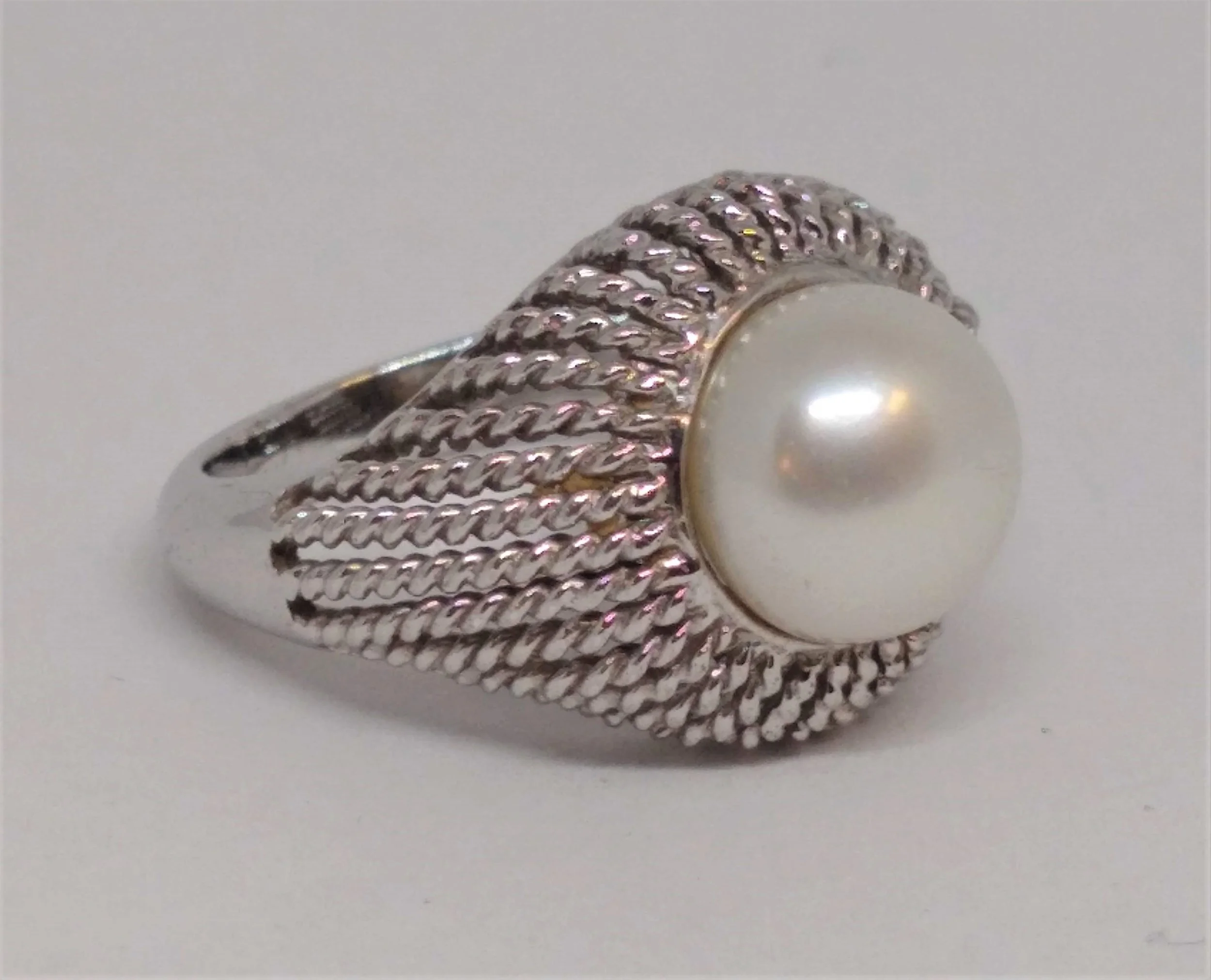 Signed KM, 925, China, Freshwater Pearl Ring in a size 7.25