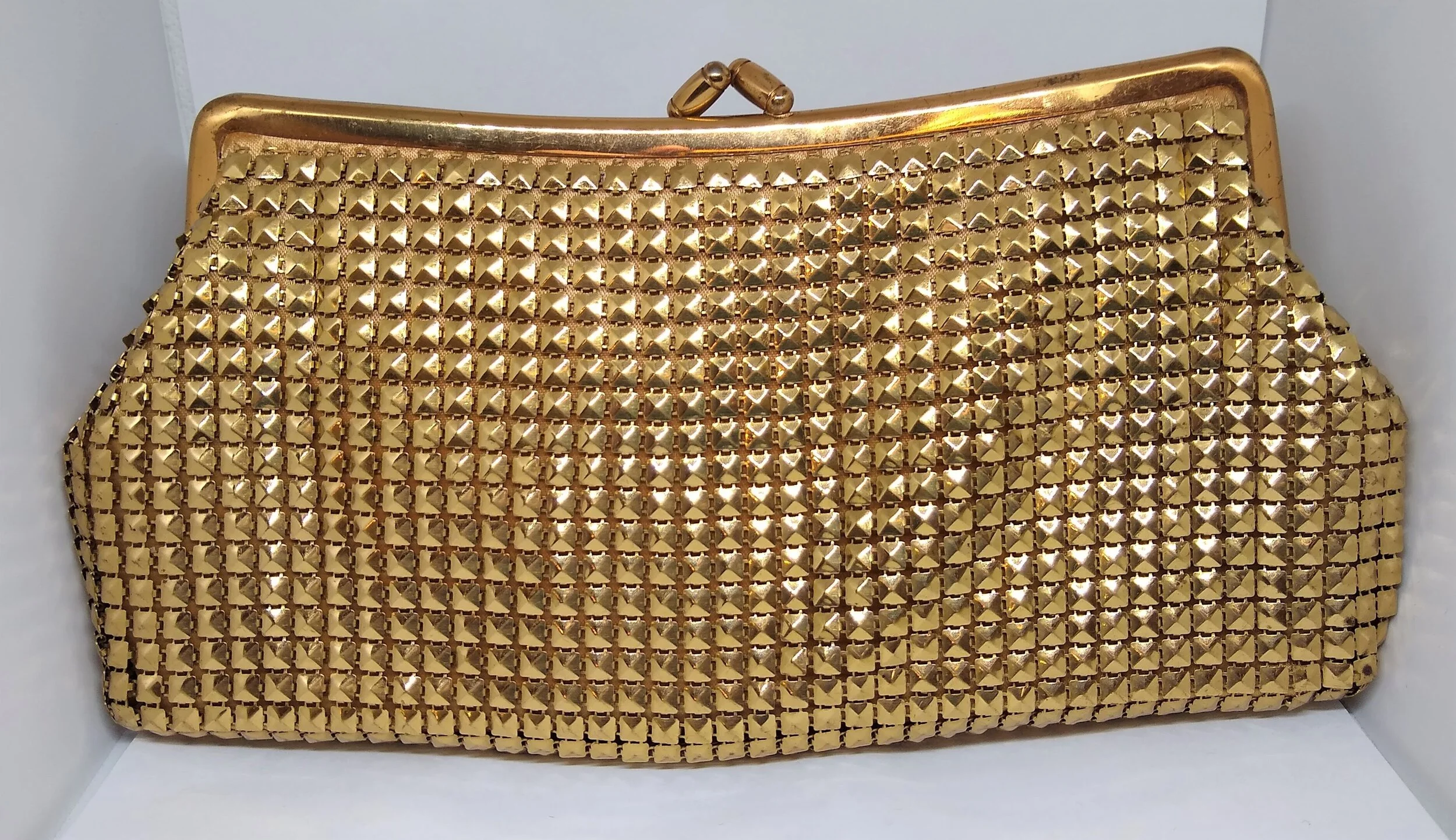 VINTAGE Gold Tone and Studded, Mesh, Clutch Purse.