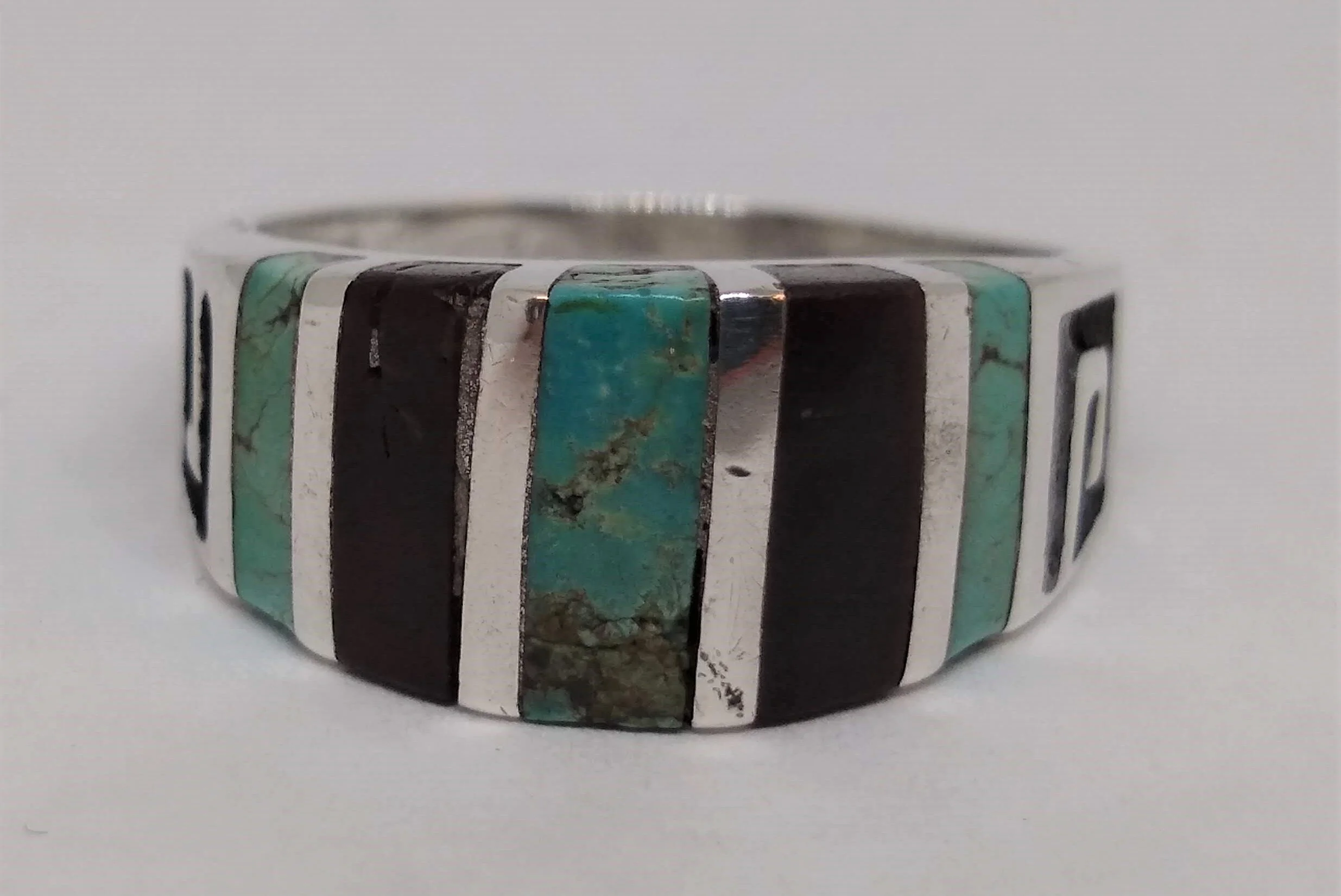 Sterling Silver Ring accented with Inlay Turquoise, Brown Carnelian&amp; Carved Side