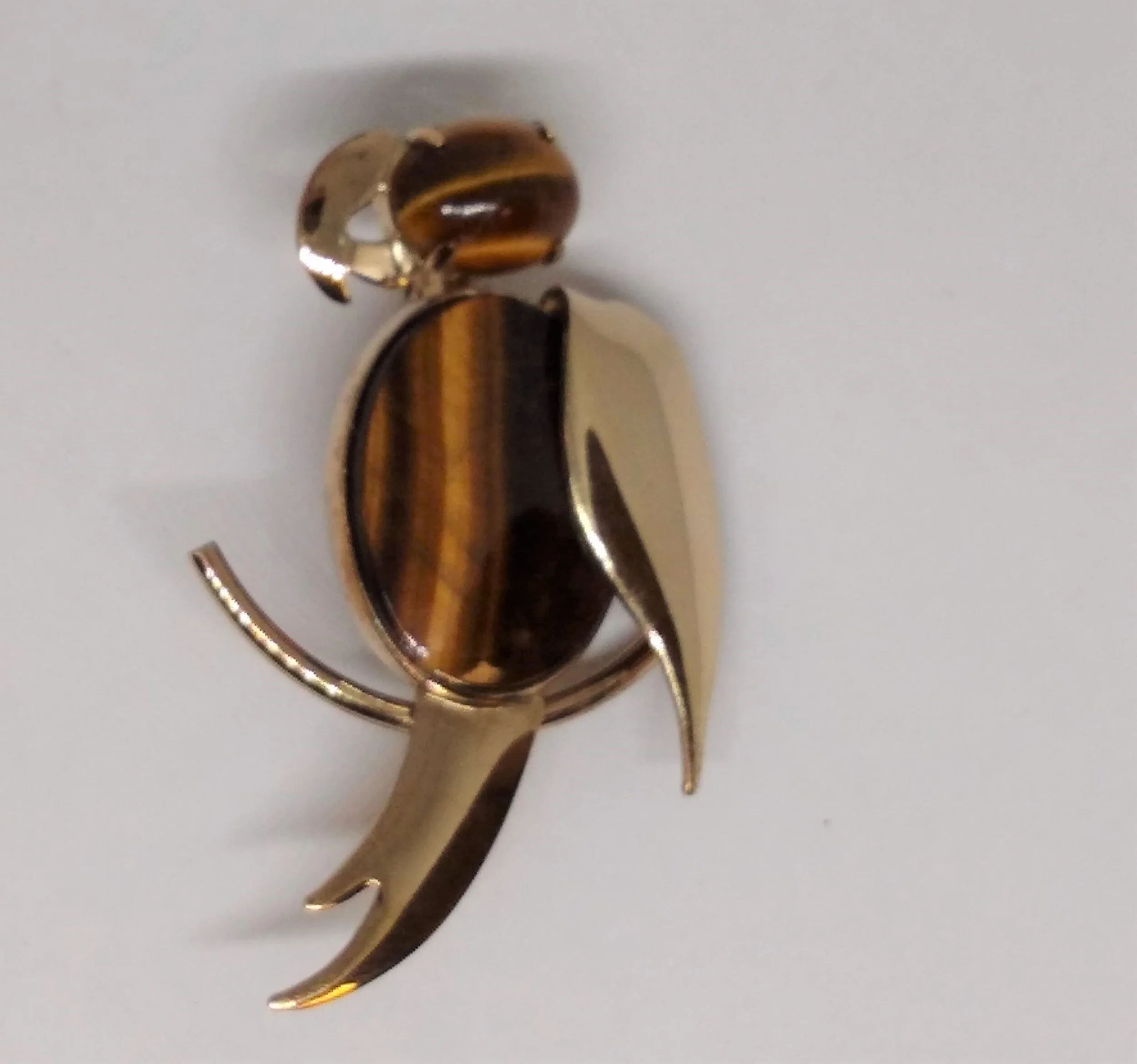 WRE, Vintage, 12K, Yellow Gold Filled, Tiger Eye, Parrot Pin.
