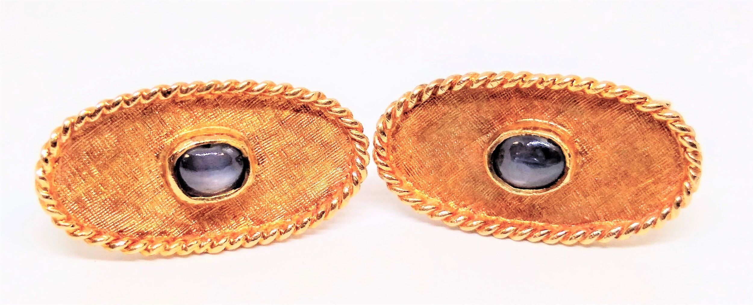 14K, Yellow Gold, Vintage, Cuff Links, Accented With Gray Star Sapphires.