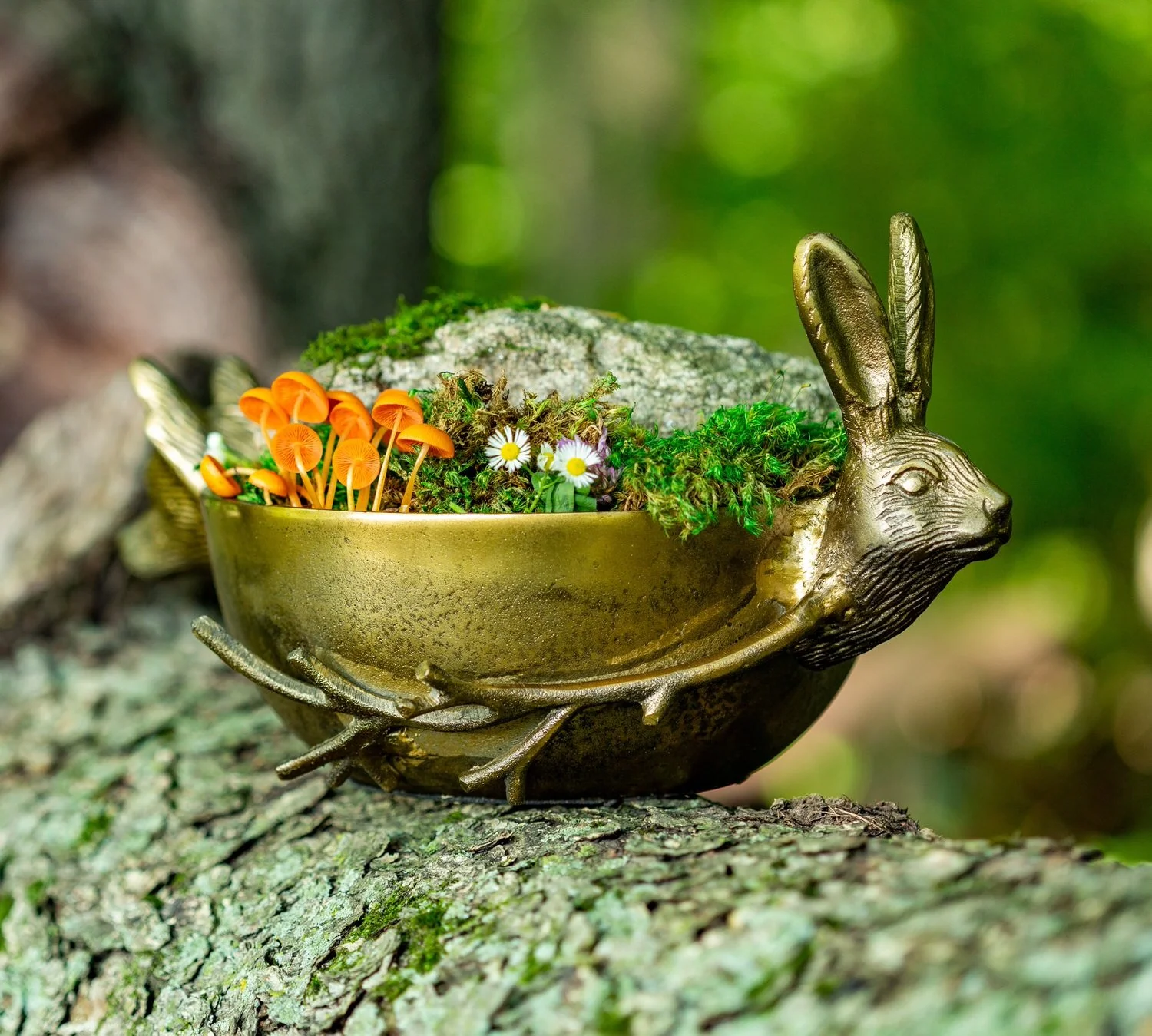 Eric and Eloise Decorative Bowl