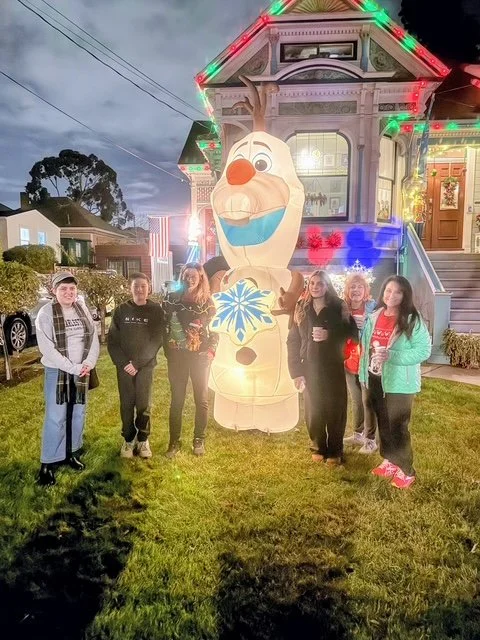 WalkingClub_XmasTreeLane2026.jpg