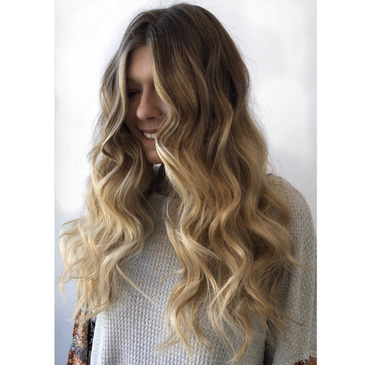 long hair, soft balayage, blonde hair (Copy)