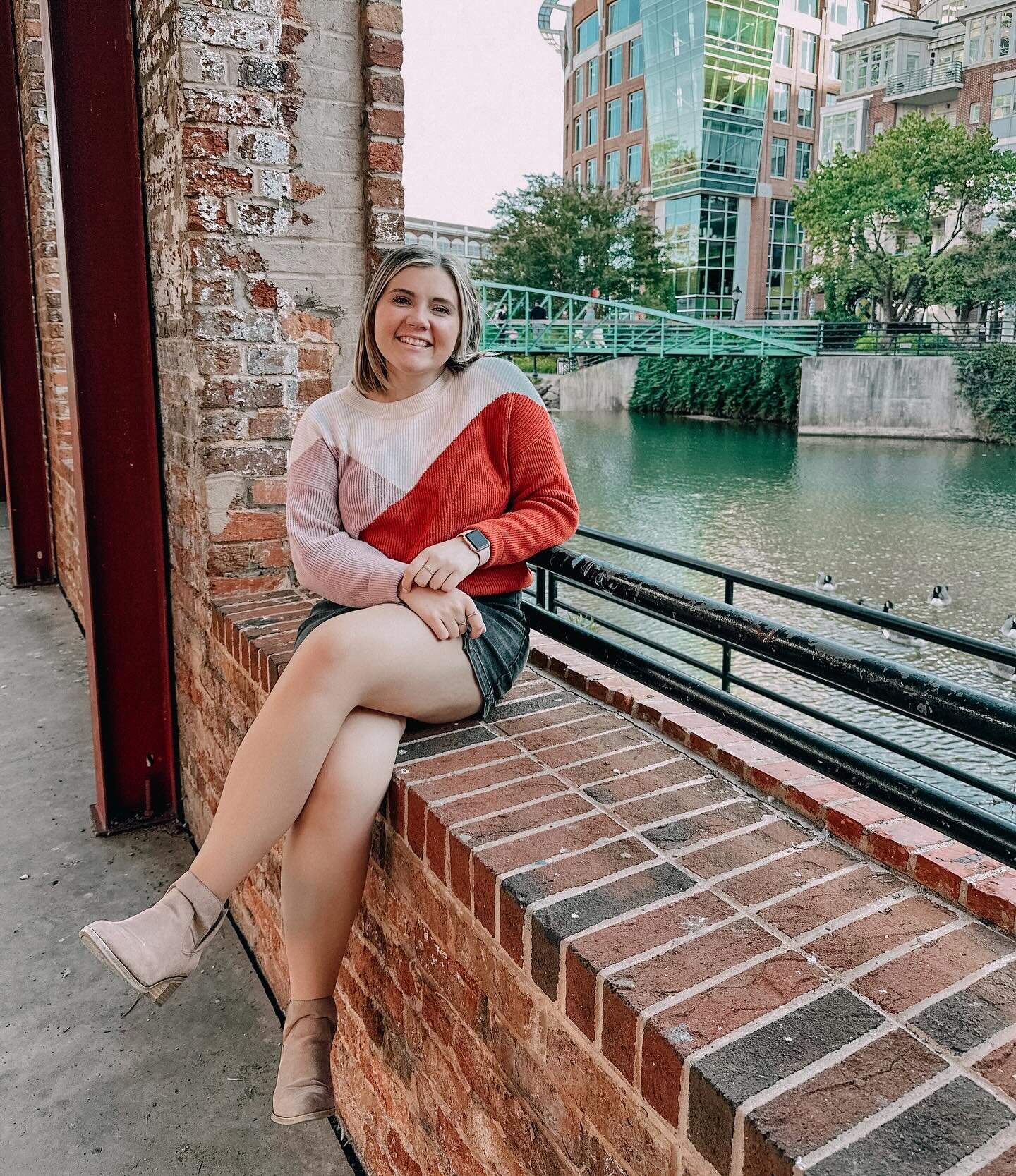 ✨ Some moments I felt deserved a spot on the grid from the last few months 📷 : 

1. Getting to show off Greenville. This truly is such a cool city to live in and there&rsquo;s nothing I love more than hosting friends and introducing them to this 💎.