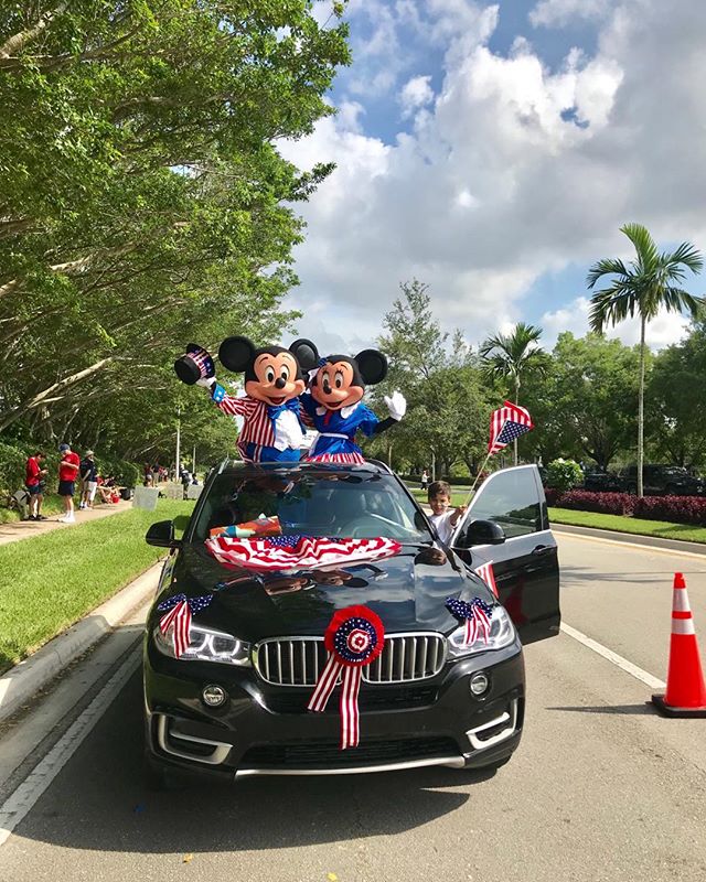 4 of July#weston town center#see you here#princess#bubbles #party #balloons #parkland#miami#cocoplum #pinecrest #coralgables#