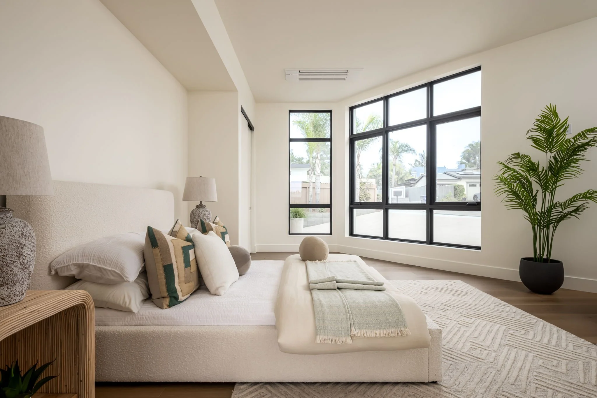 30-web-or-mls-601-N-Cedros-Ave-Gary-Kasl-SandKasl-Imaging-22.jpg