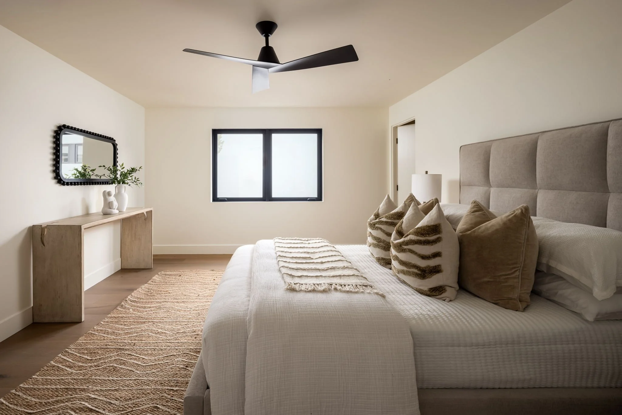 33-web-or-mls-601-N-Cedros-Ave-Gary-Kasl-SandKasl-Imaging-25.jpg