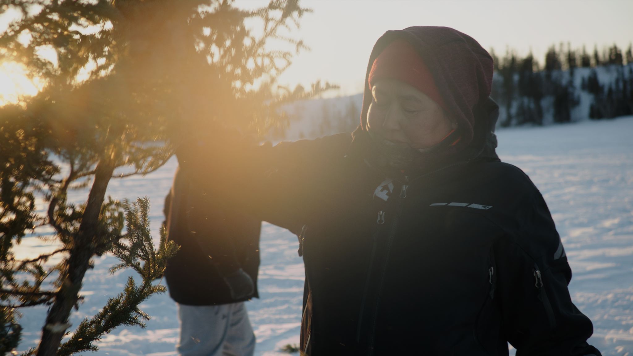  Elders in Wollaston Lake, Saskatchewan teach kids to light a signal fire. 