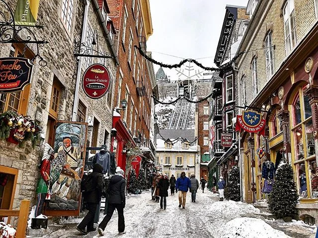 Christmas towns have my heart
&bull;
&bull;
&bull;
&bull;
#holidays #christmas #holidaytravel #travelblog #traveler #newblog #adventure #wanderlust #quebec #quebeccity #canada #weekendtrip #weekendgetaway #snowcation #snow #vaca #vacation #travelbug