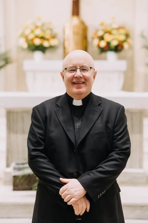 st-francis-pastor-father-kelly.jpg