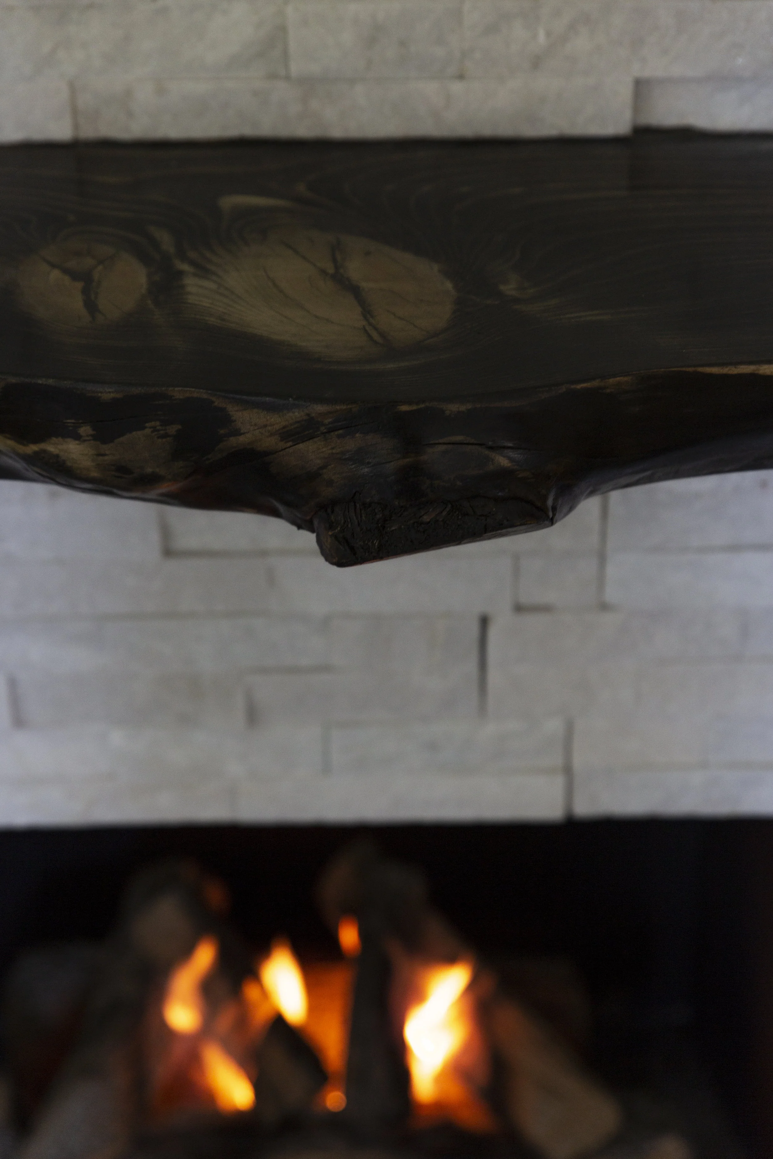 38 fireplace lit mantle.jpg