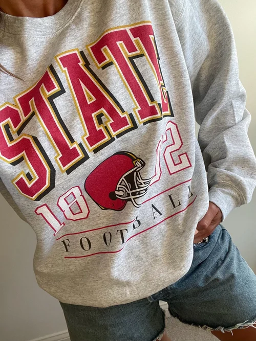 Ash Grey State Throwback Unisex Heavy Blend™ Crewneck