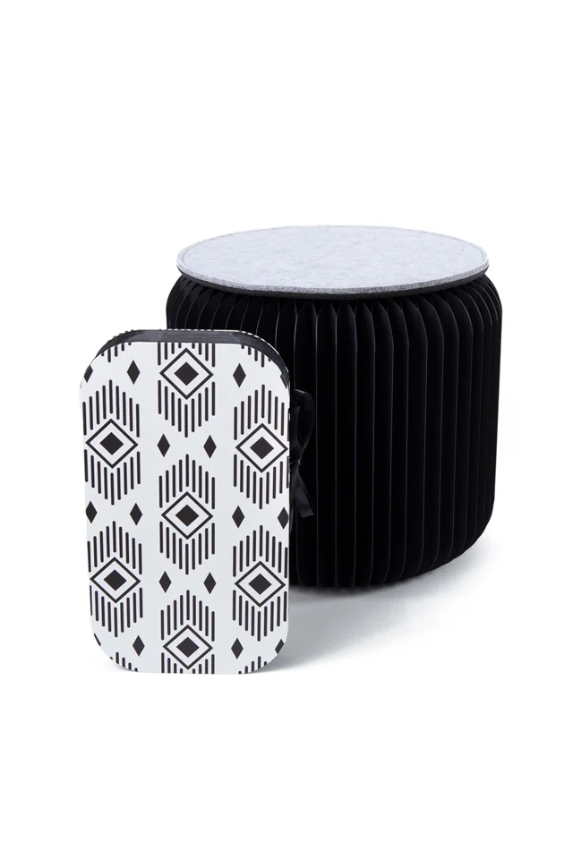 ren ro folding toddler chair monochrome print