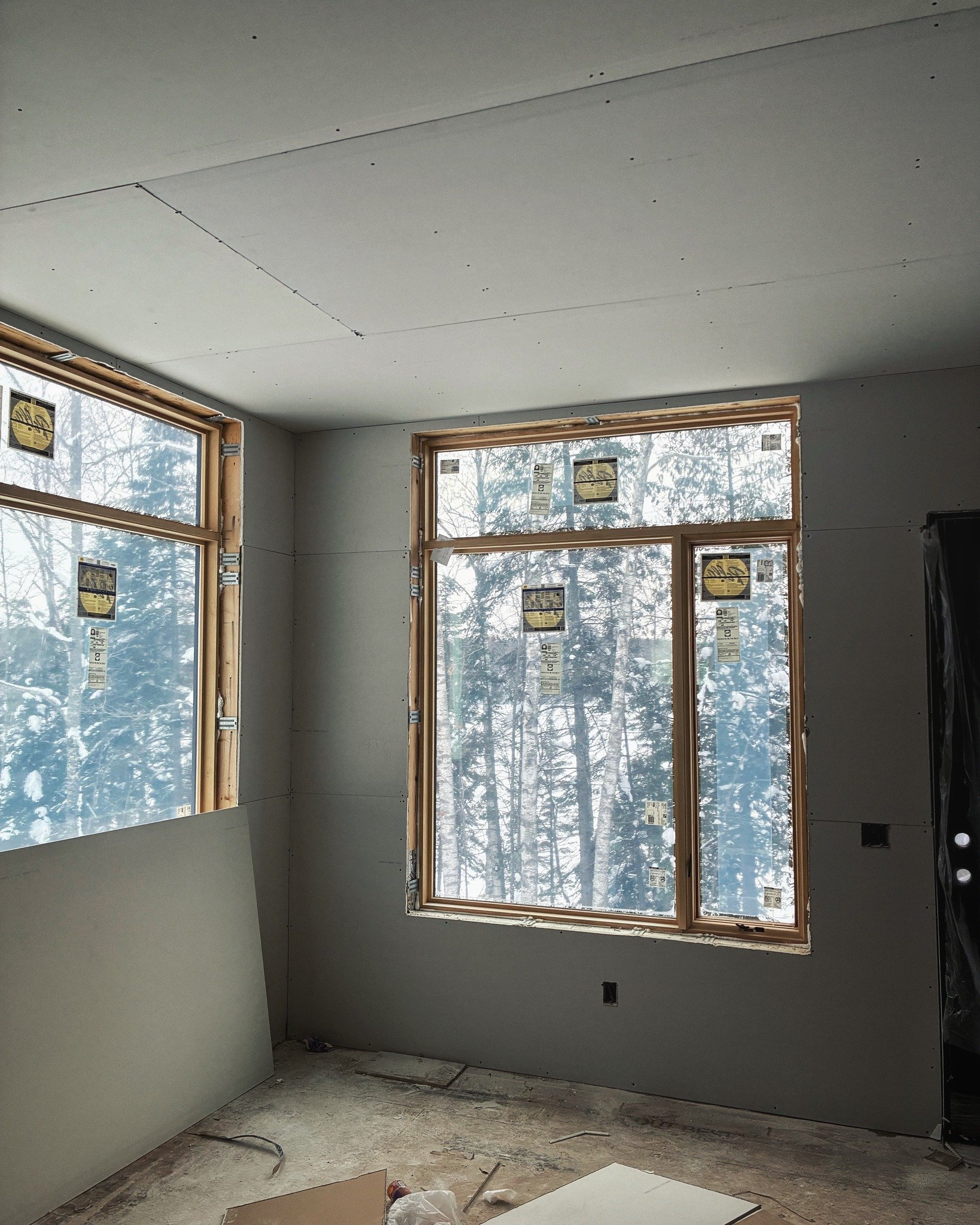 Drywall is up and we are looking good! 

 #sauterbuilders #boulderjunction #energyefficienthome #pellawindows #custombuilthome
