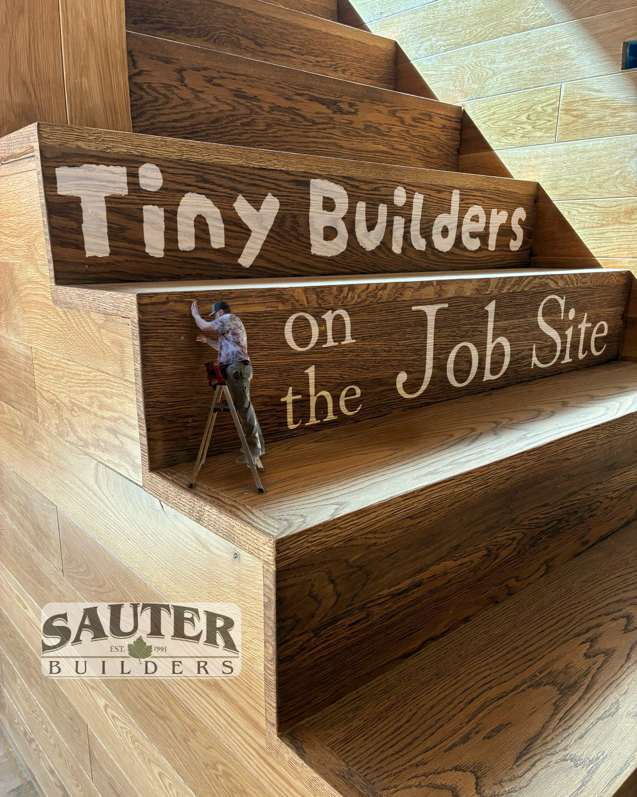 Small but mighty! How else do you think we do the super fine detail work? 

#sauterbuilders #customhomes #boulderjunctionwi #energyefficienthomes #tinybuilders