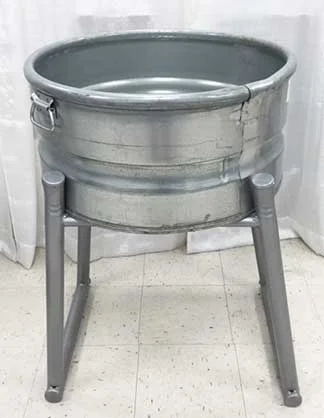Heavy Duty Round Tub w/Stand $32.50