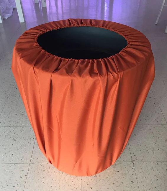 30 Gal Trash Can w/ Burnt Orange Cover $10.00