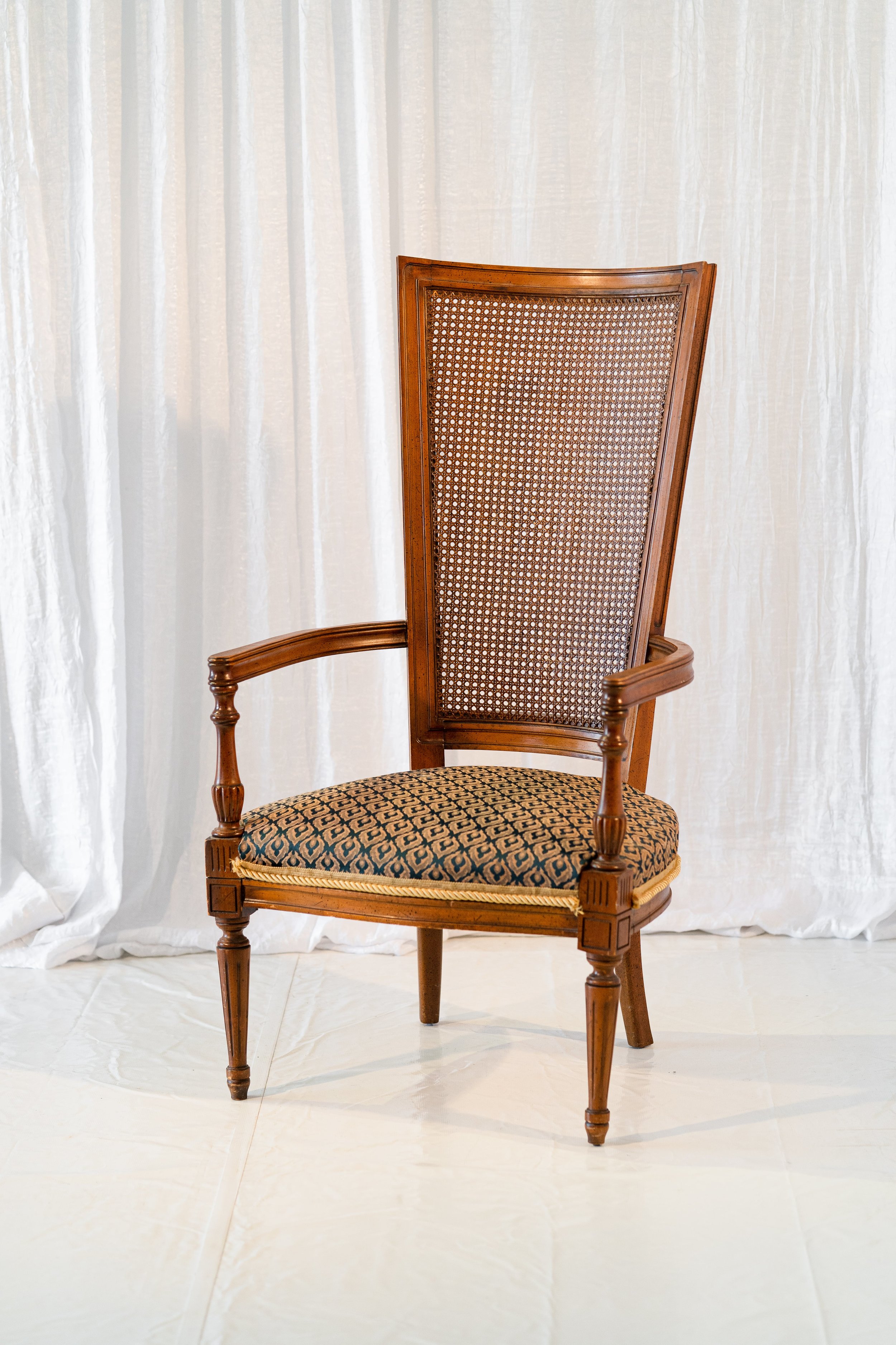 vintage chair images2-4-min.jpg