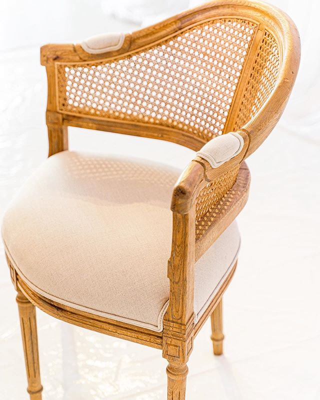 It&rsquo;s like French bistro met Spanish style and created this beautiful little chair 😍
-
Meet the Danna chair! She goes well in any event style, is petite but very comfortable and has style for days!
-
You can find her and more of our chairs + so