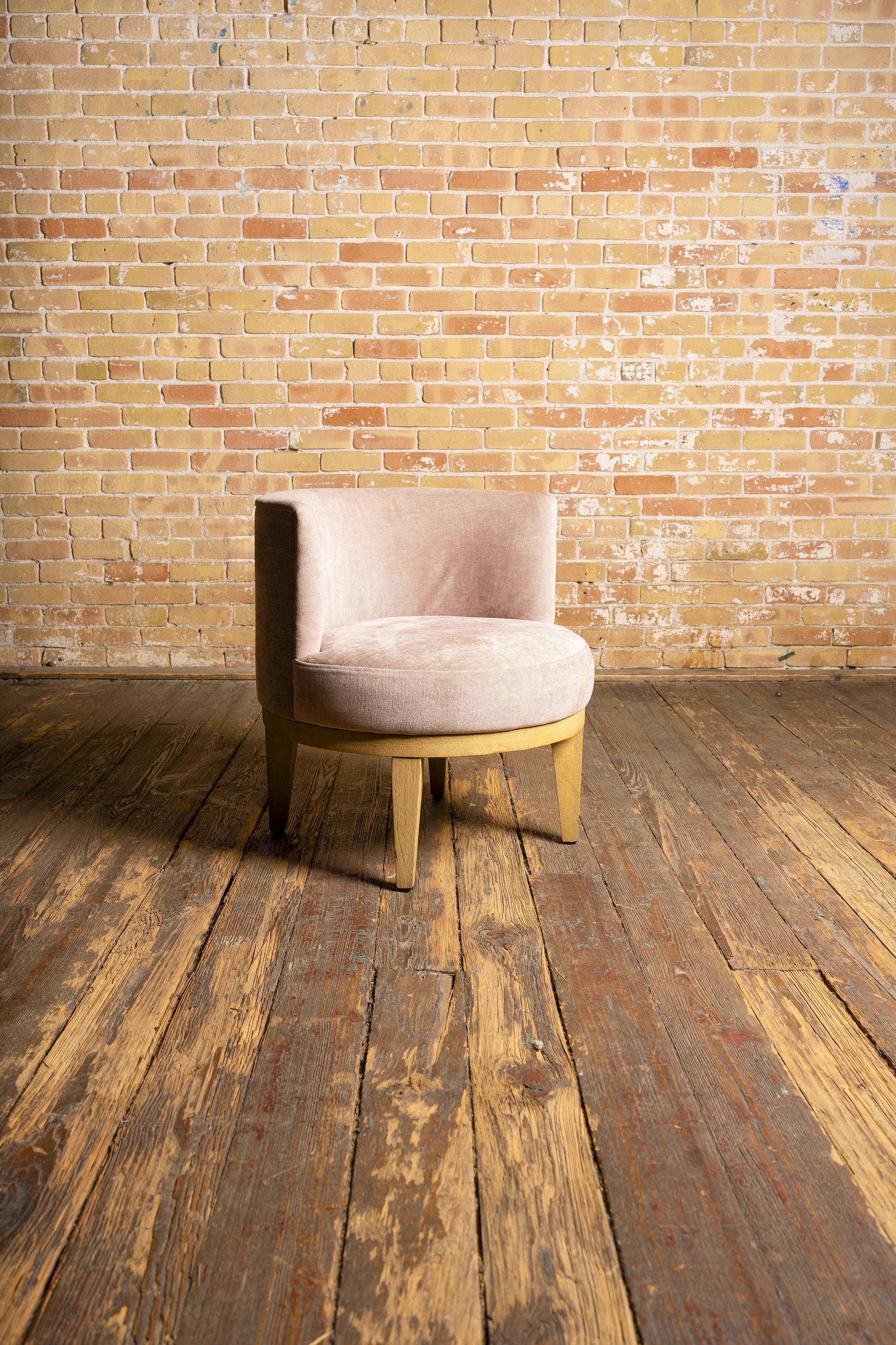 pink chair side.jpg