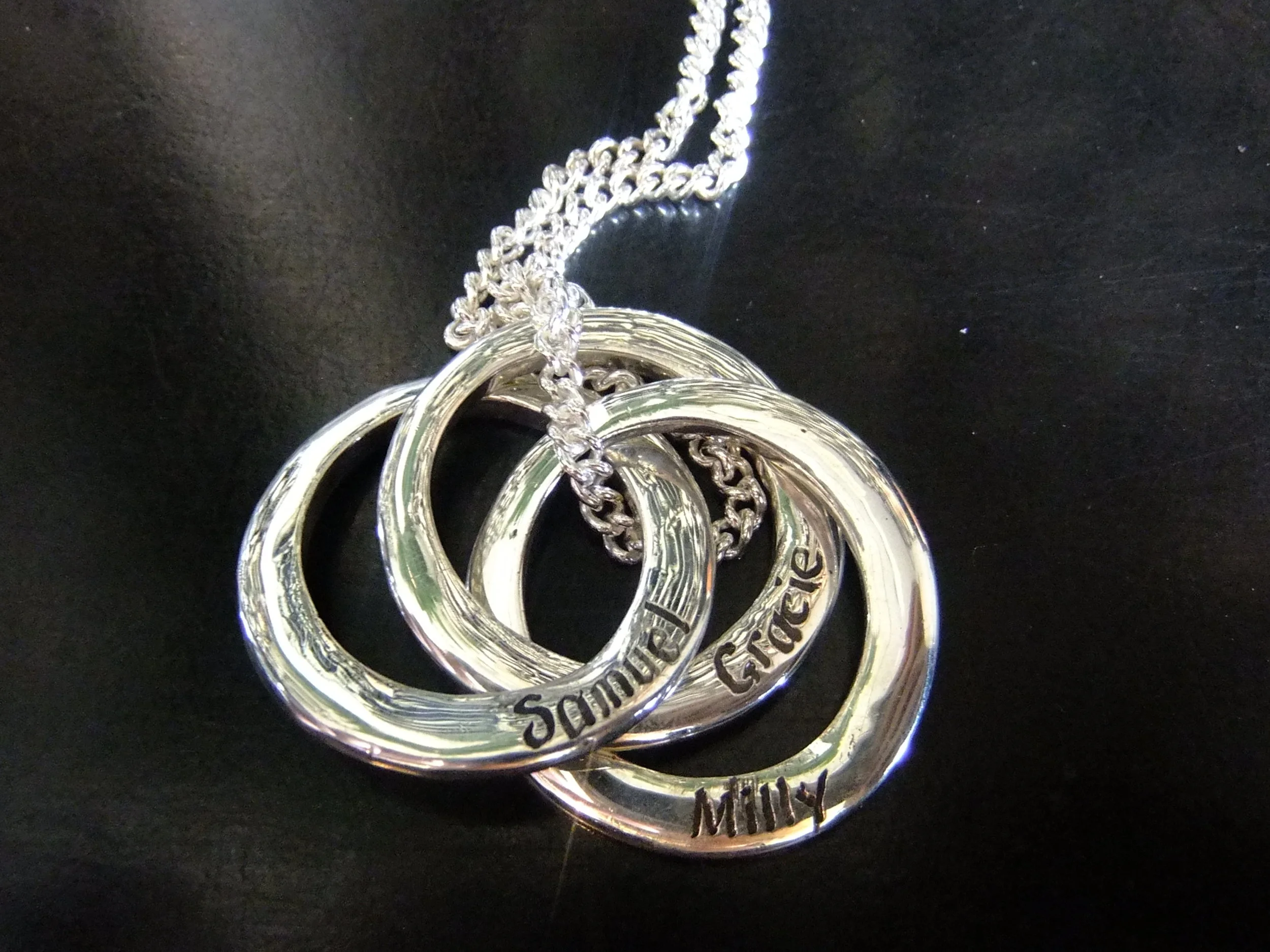 Le Pine necklace.JPG