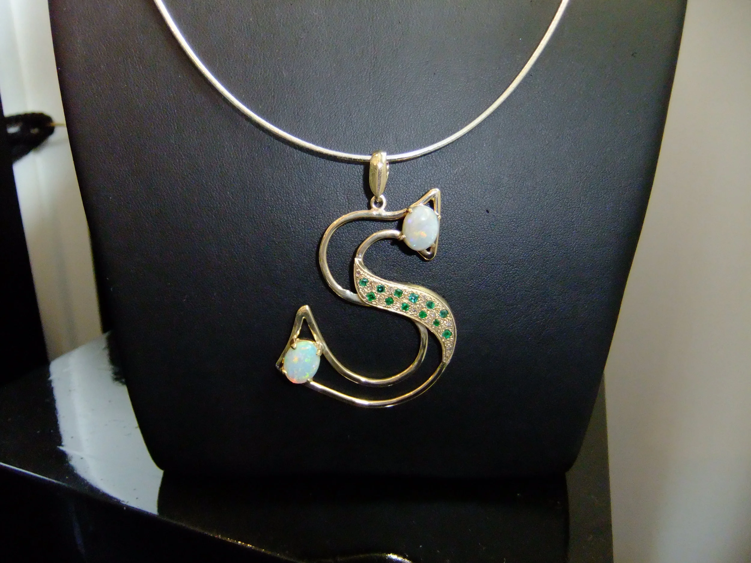 Sutherland, S pendant.JPG