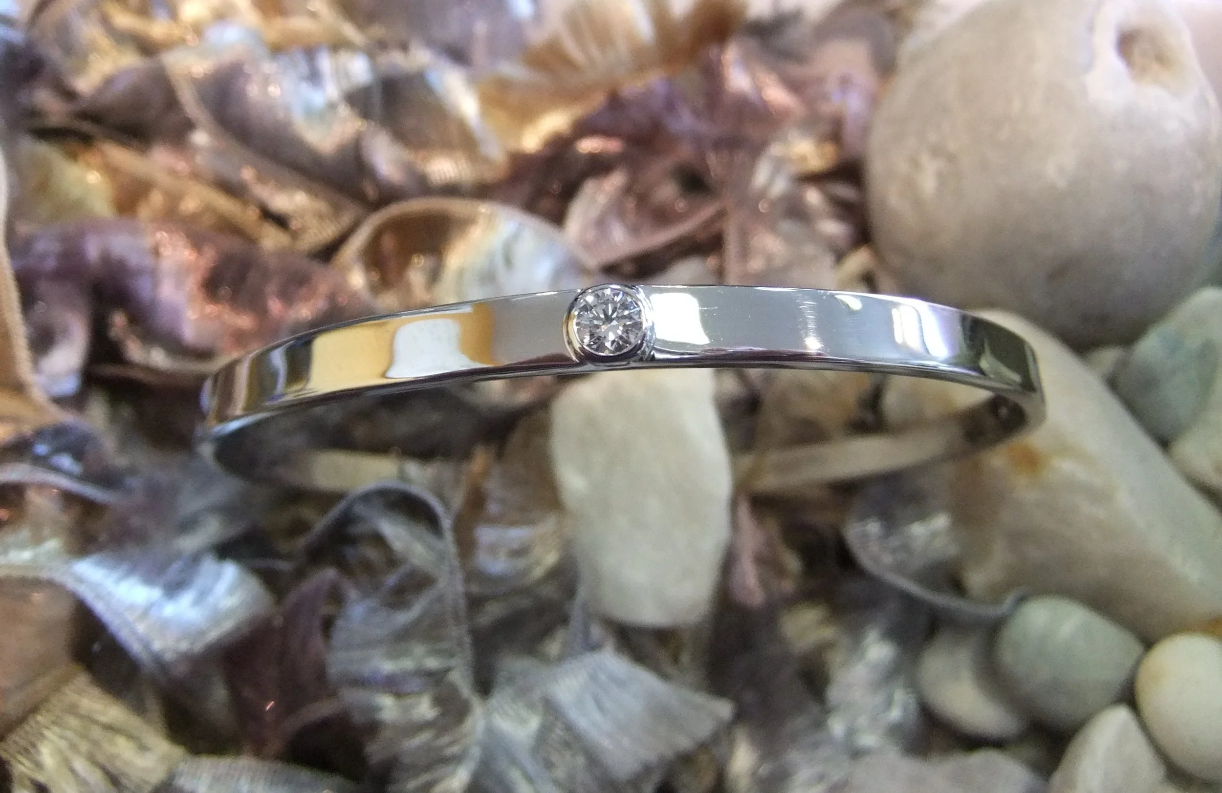 Eggelton bangle b.JPG