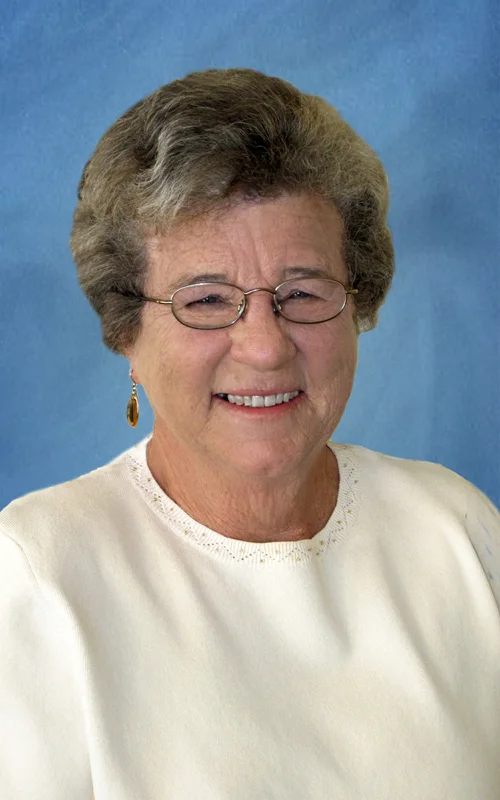 1 Teresa for card.jpg