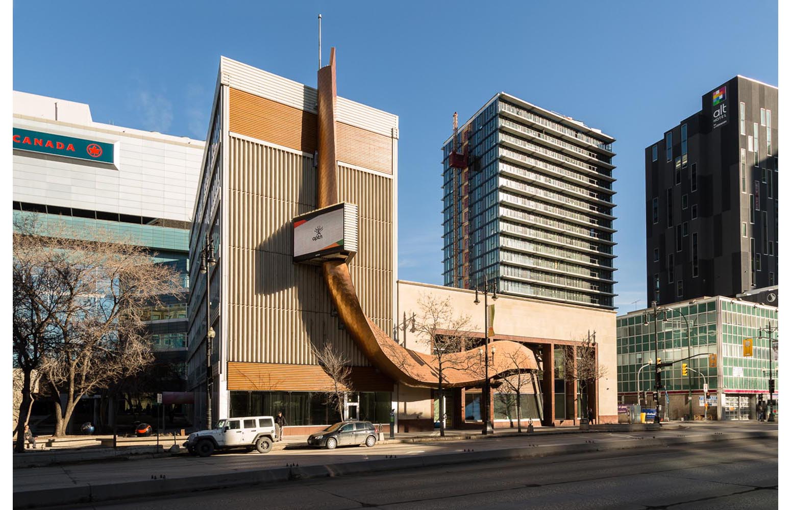  APTN Building, exterior photo of building / Photo:  Lindsay Reid  