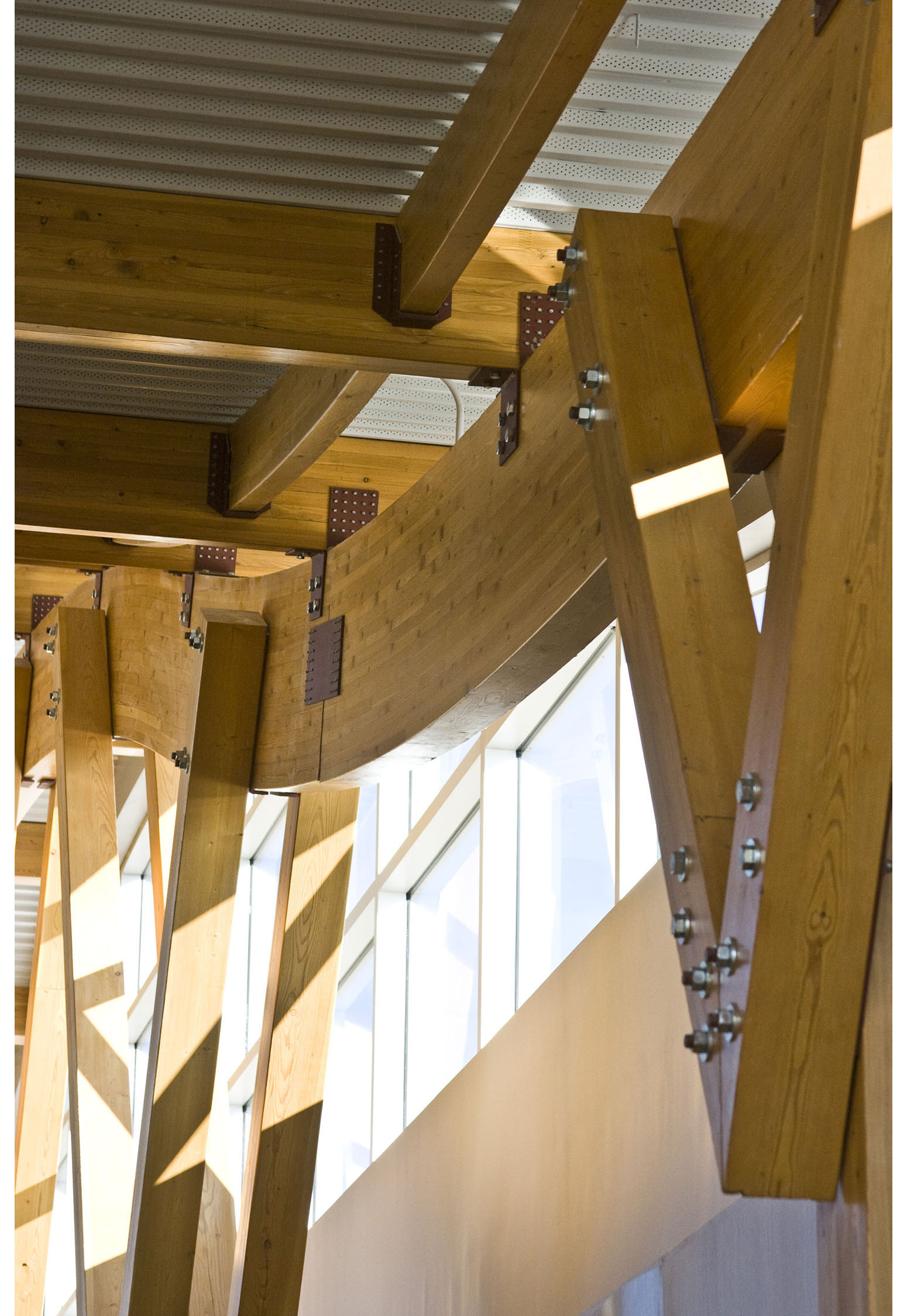  Sunova Credit Union, interior photo of building structural system / Photo: Tracy A Wieler 