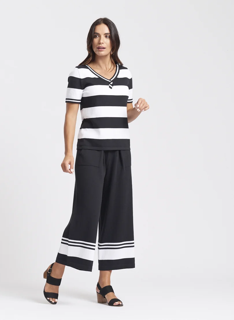 6515 Black-White.jpg