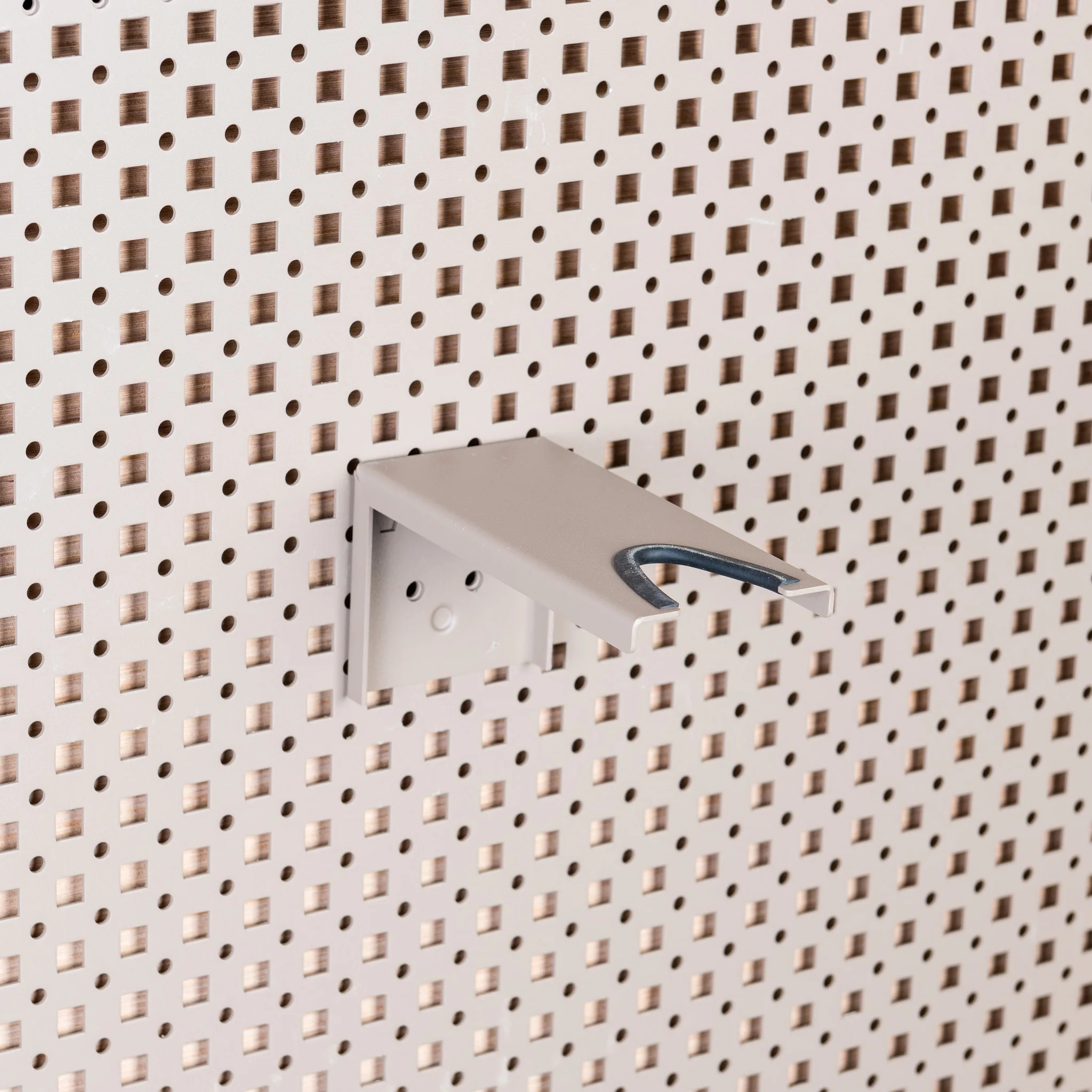 Vertical Hanger - 1 Rifle Barrel