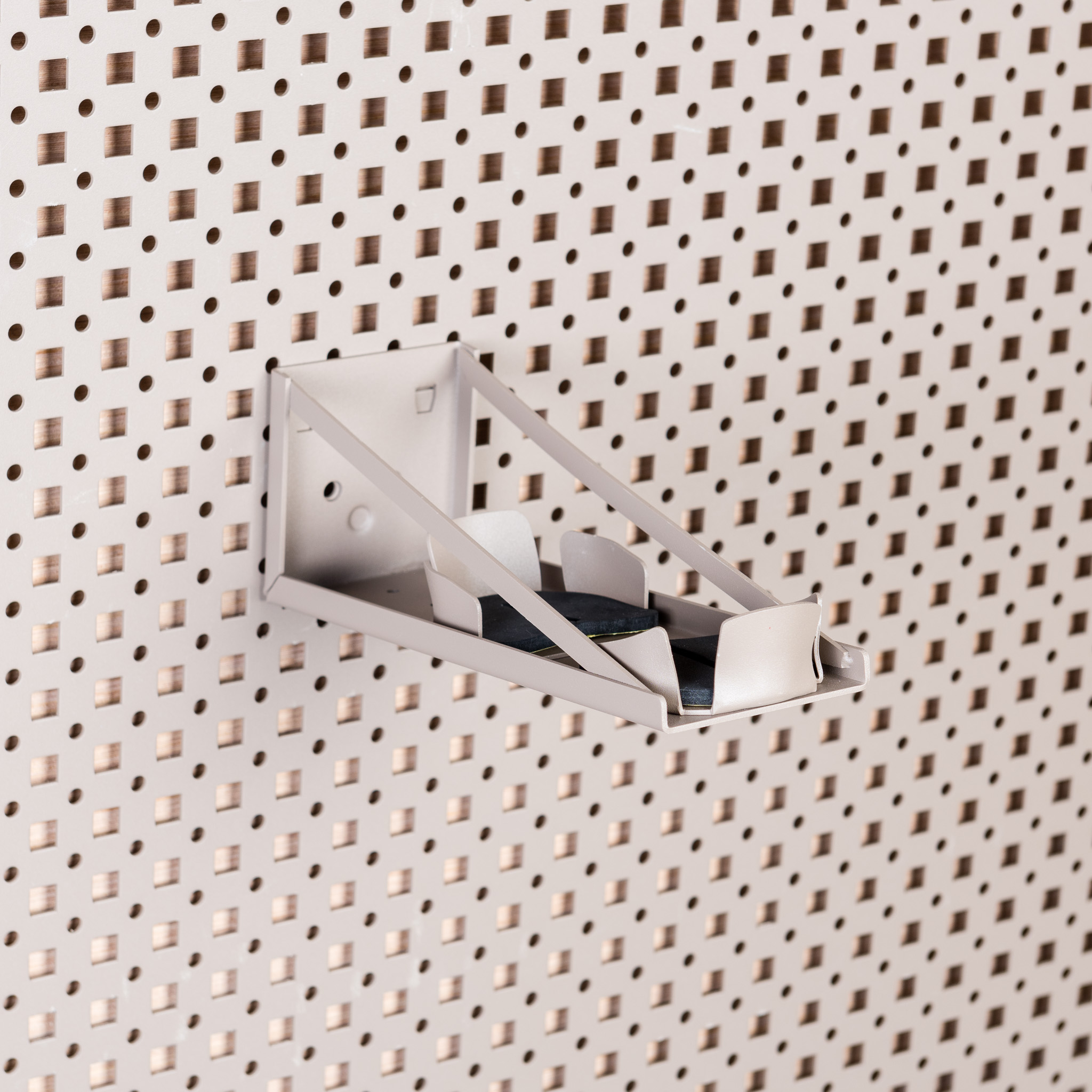 Vertical Stock Support Shelf - 1 Rifle