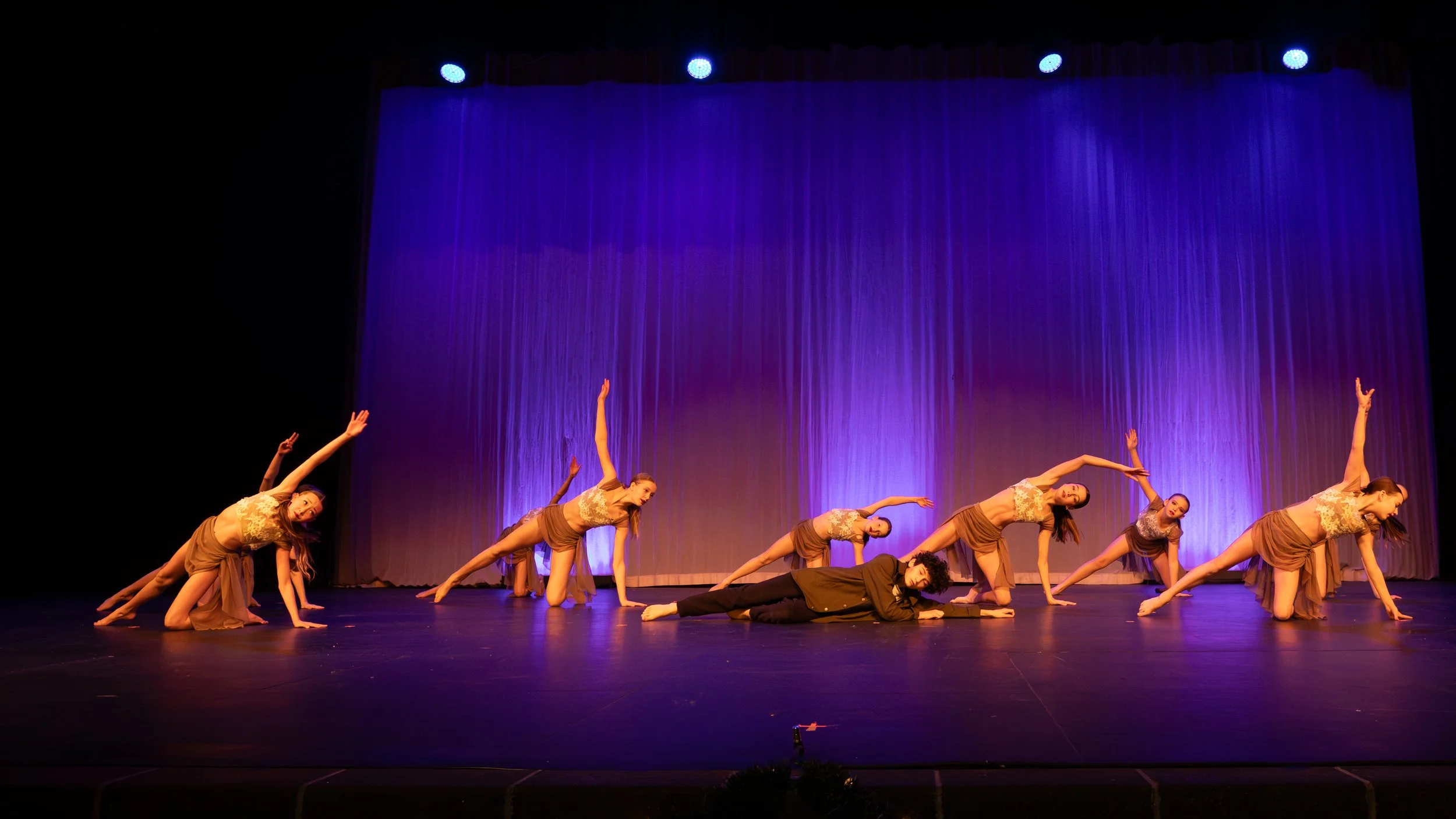 Winter Showcase-3-38 - Copy.jpg