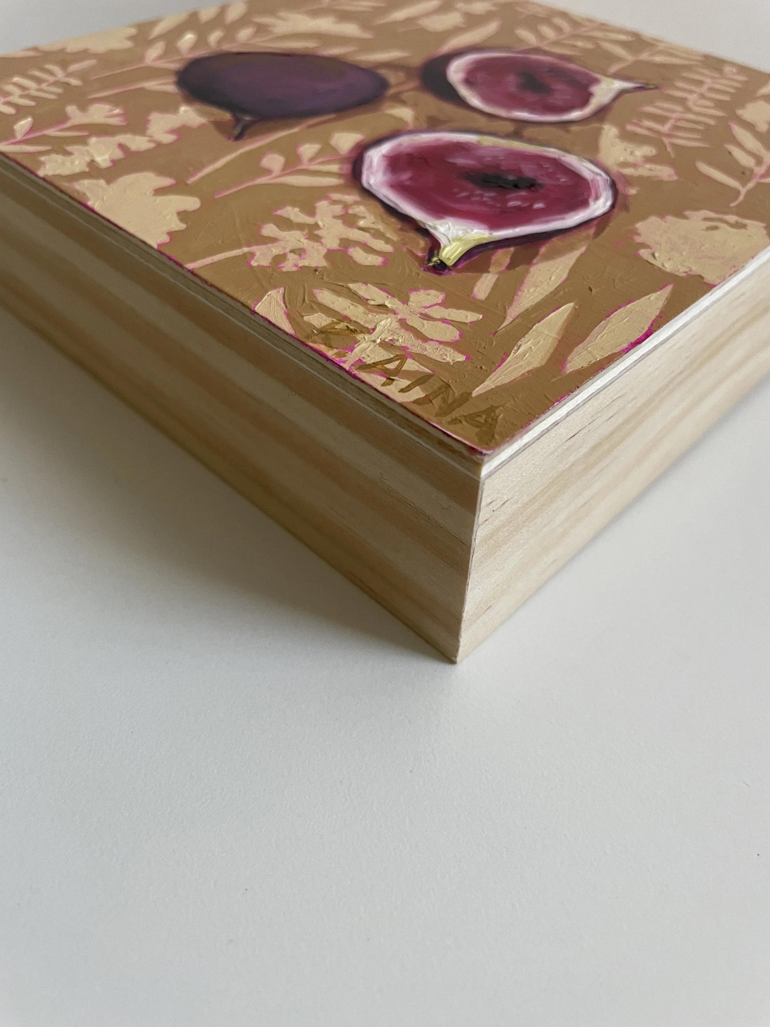 fig trio corner.JPG