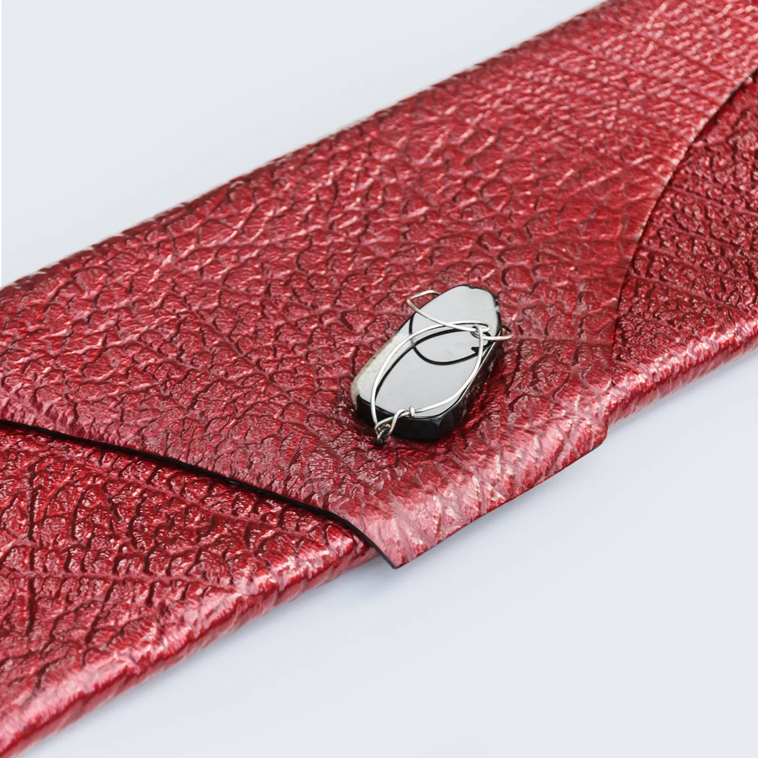 red-clutch1.jpg