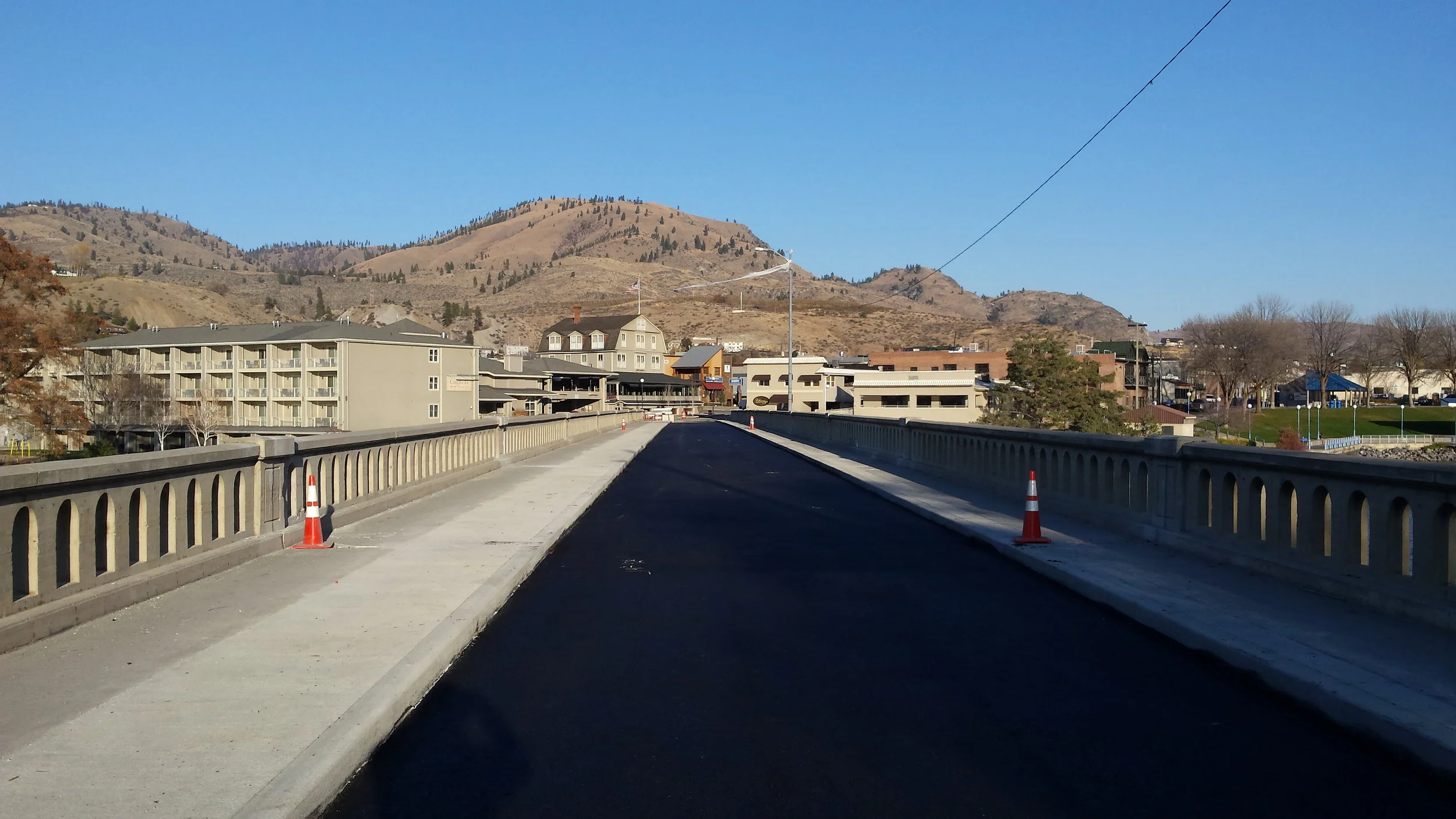 Woodin Bridge post paving 2018-1107.jpg