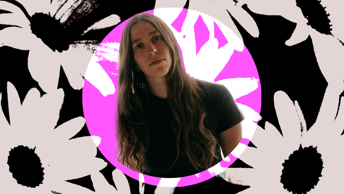 Elori Saxl | The Blue of Distance