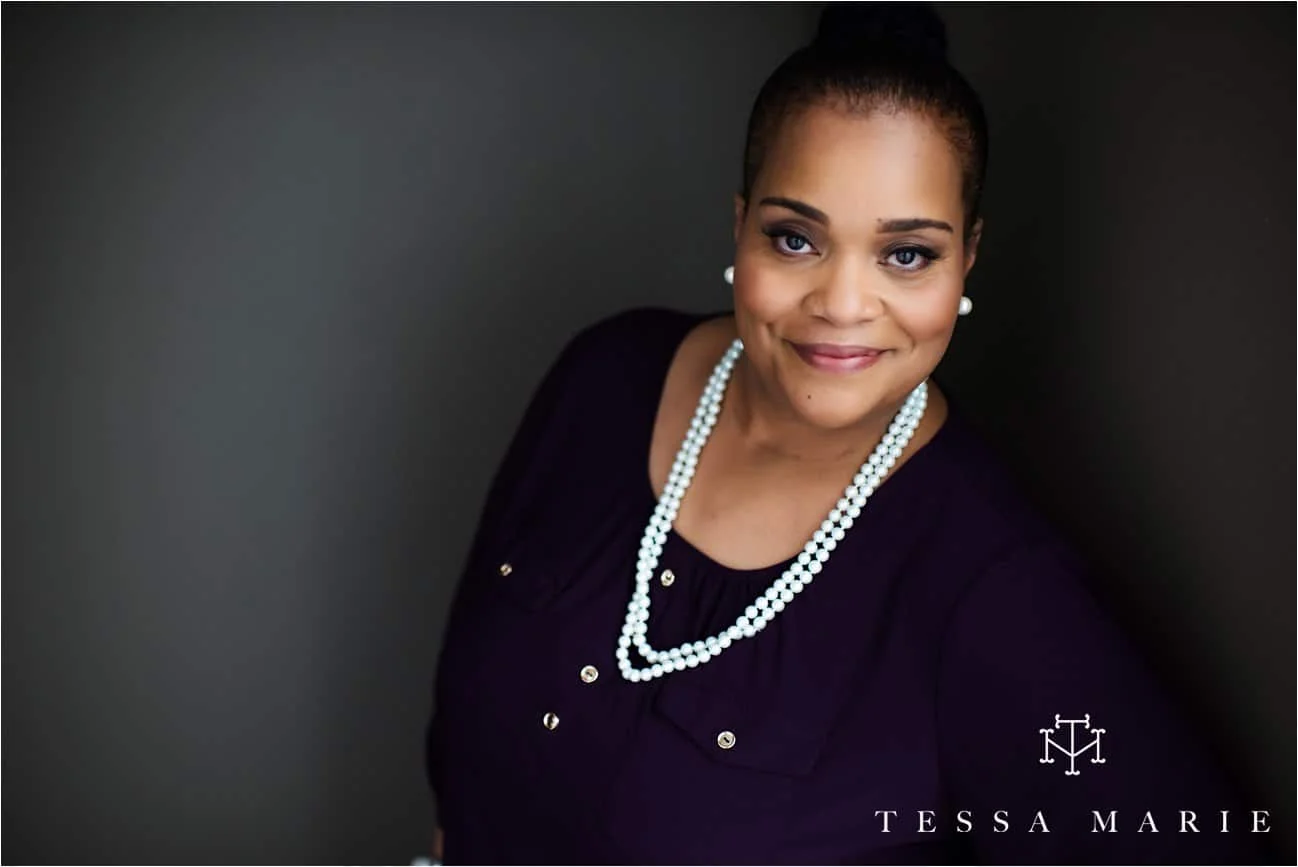 Tessa_marie_studios_womens_headshots_portraits_empowering_full_experience_something_for_mom_0041