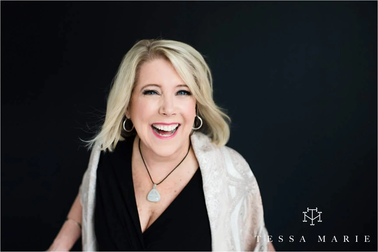 Tessa_marie_studios_womens_headshots_portraits_empowering_full_experience_something_for_mom_0060