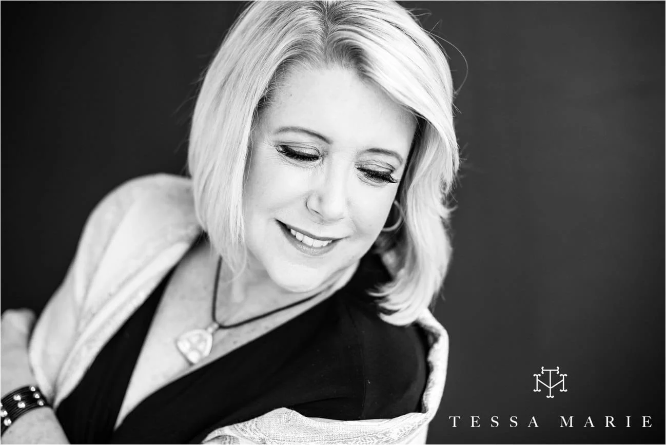 Tessa_marie_studios_womens_headshots_portraits_empowering_full_experience_something_for_mom_0066