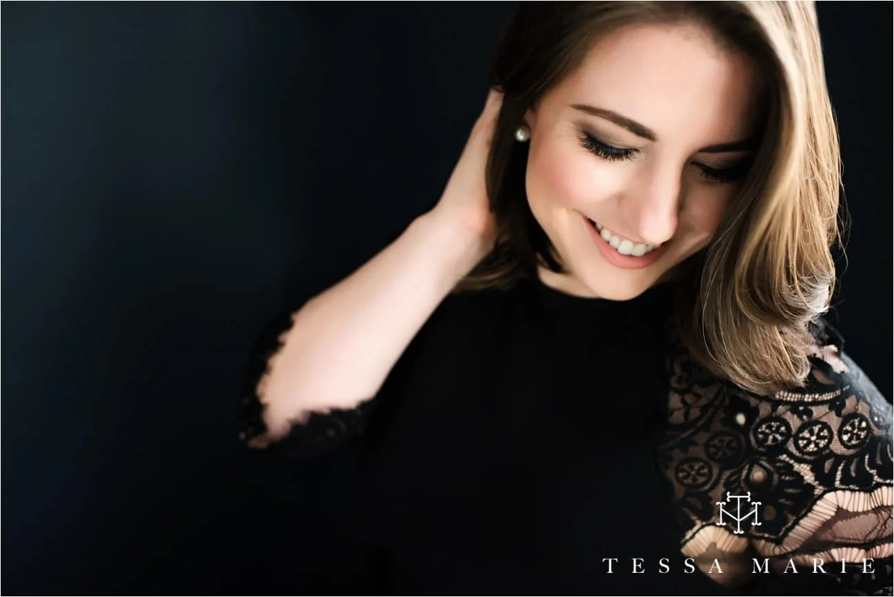 Tessa_marie_studios_womens_boudoir_portraits_empowering_full_experience_empowering_feeling_beautiful_0127