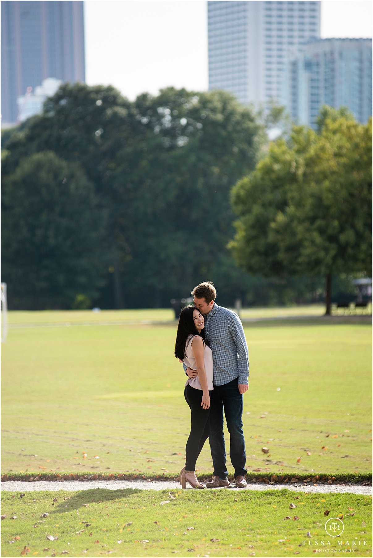 Tessa_marie_photography_wedding_photographer_engagement_pictures_piedmont_park_0009.jpg