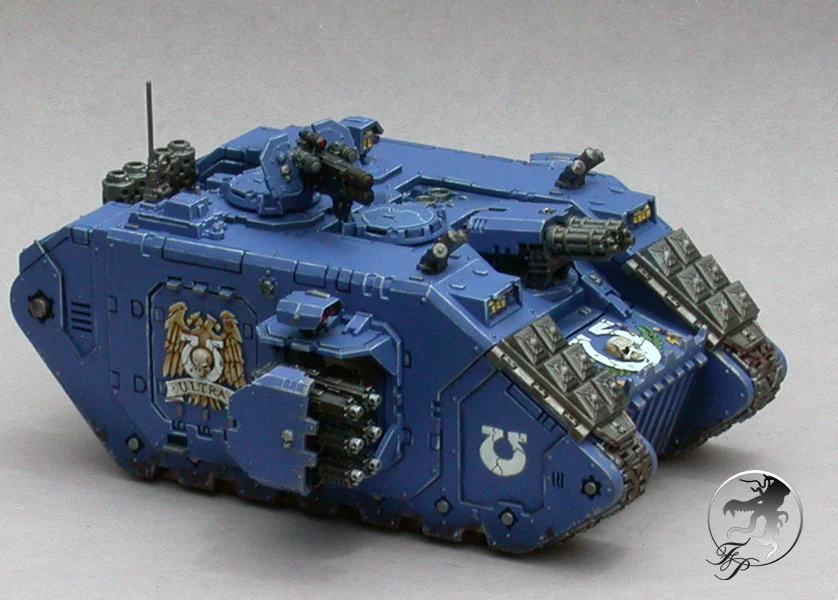 ultramarine_landraider_side.jpg
