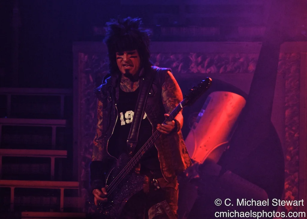 Kiss and Motley Crue 3197.jpg