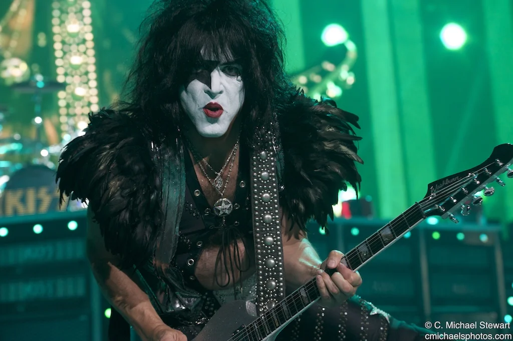 Kiss and Motley Crue 3209 (1).jpg