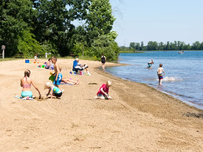Waterloo_beach.jpg